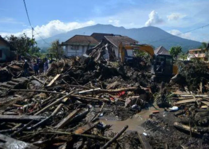 Pencarian 10 Korban Banjir Lahar Dingin Gunung Marapi Dihentikan
