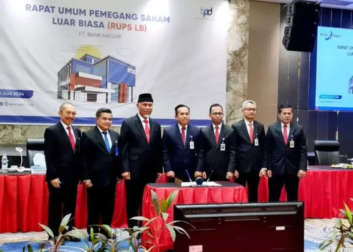 RUPSLB Bank Nagari Tetapkan Gusdi Candra Sebagai Direktur Utama