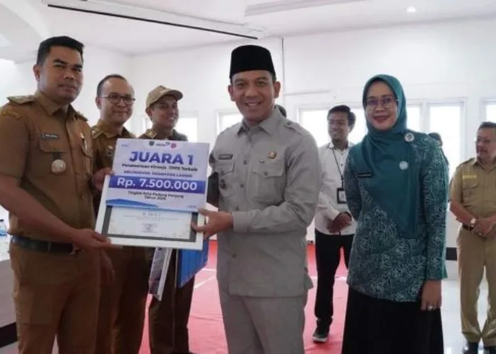 Stunting Turun, Pj Wako Sonny Beri Kelurahan dan OPD Penghargaan