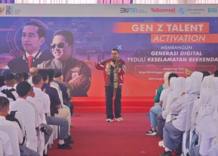 Gen Z Talent Activation di SMA 12 Padang, Arya Sinulingga: Generasi Muda Harus Up Grade Diri