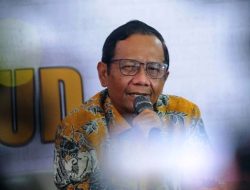 Mahfud: KPU Sudah Tak Layak Jadi Penyelenggara Pilkada!