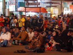 Nobar Videotron, Ribuan Warga Padang Panjang Jadi Saksi Kemenangan Timnas U-19