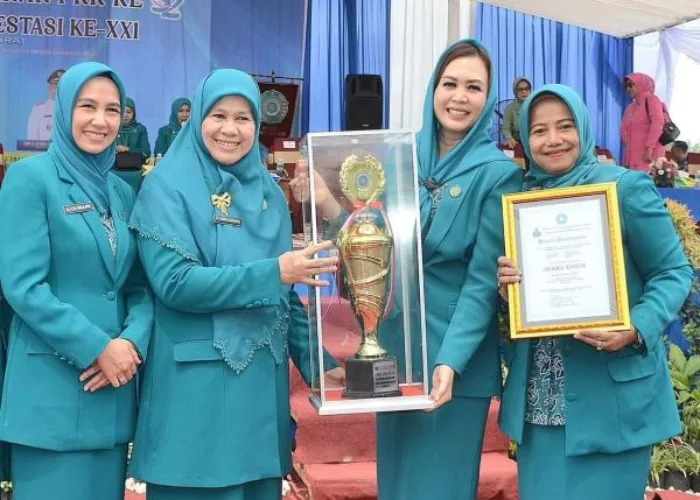 Kota Padang Kembali Juara Umum Lomba Gerakan PKK Provinsi Sumbar 2024