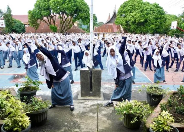 Disdikprov Akomodir Siswa Tak Tertampung Sekolah ke SMA Negeri