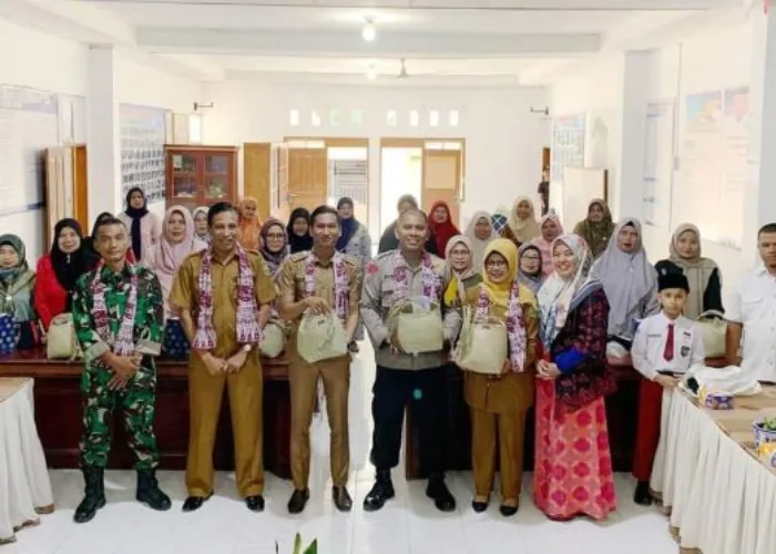Asah Kreativitas Warga, Kelurahan Ganting Gelar Pelatihan Membatik
