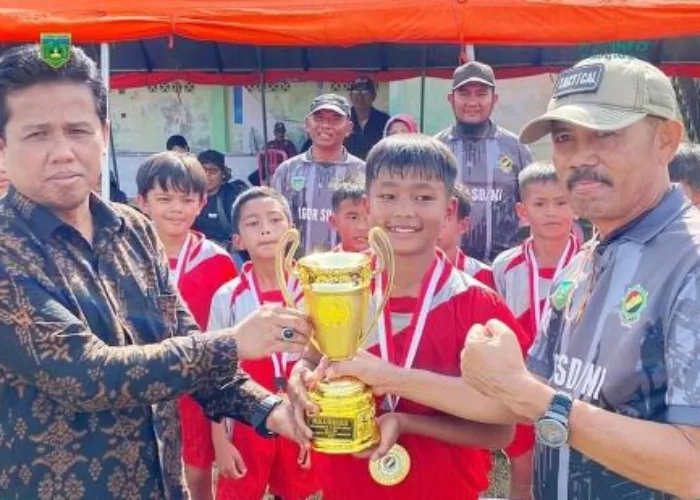 Gugus Melati Juarai Kejuaraan Sepakbola U-12 Antargugus SD/MI