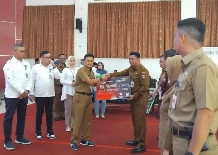 Makin Keren! ASN Pemko Padang Punya Kartu Kredit