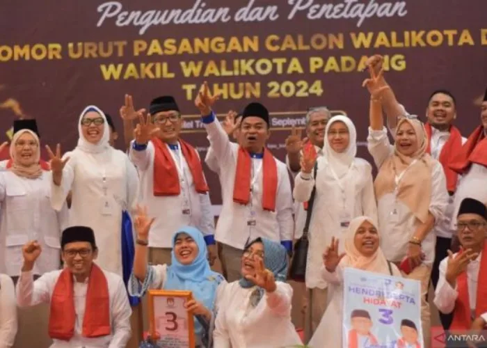 Hendri Septa-Hidayat: Angka 3, Simbol Kematangan dan Kolaborasi untuk Padang
