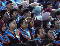 ISI Wisuda 301 Lulusan Sarjana Hingga Magister