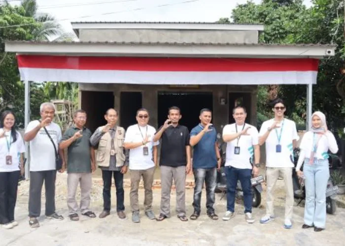 Komitmen PLN Icon Plus di Program TJSL: Bantu Pembangunan Gedung Serbaguna Perumahan Griya Bina Widya UNRI