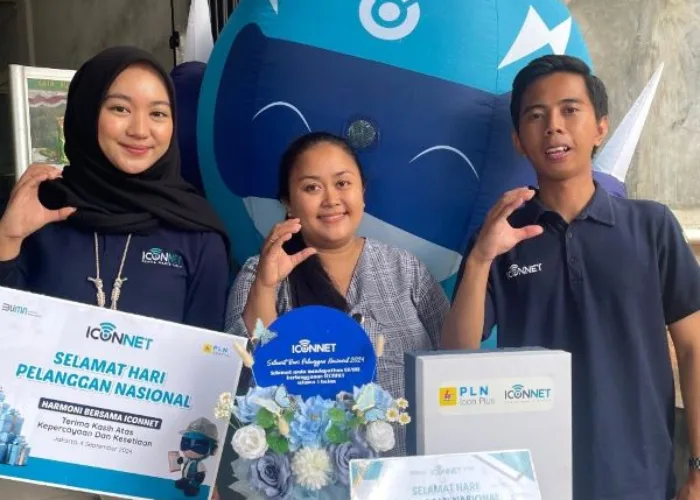 Meriahkan Hari Pelanggan Nasional 2024, PLN Icon Plus Kunjungi Pelanggan Loyal di KepRi