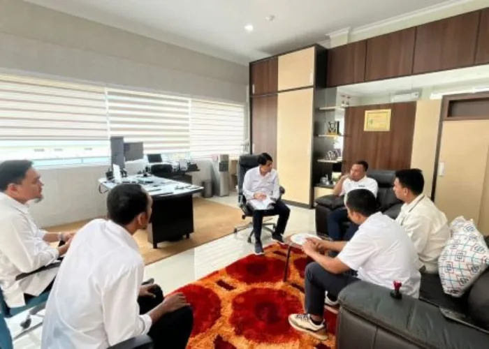 PLN Icon Plus Sumbagteng Dorong Implementasi SCADA Recloser via FTTH di Sumatera Barat melalui Kolaborasi dengan PLN UP2D