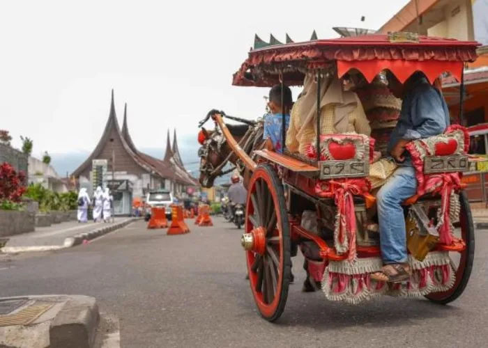 Bendi, Transportasi Tradisional yang Masih Bertahan dan jadi Daya Tarik Wisatawan