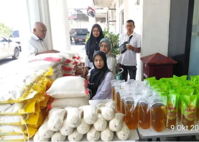 Kendalikan Inflasi, Disperdakop UKM Gelar Operasi Pasar Murah