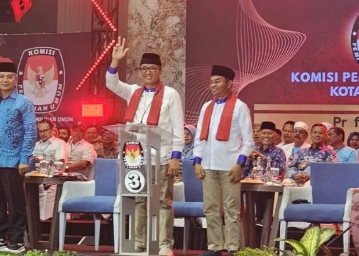 Ditanya Soal Pengangguran, Hendri Septa-Hidayat Siapkan 50 Ribu Lapangan Kerja Untuk Gen Z