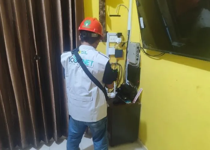 Terus Dukung Hilirisasi Digital, PLN Icon Plus Sumbagteng Aktifkan Layanan Internet Desa Sri Bintan