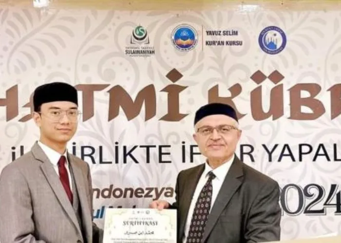 Tiga Kali Khotmil Kubra Al-Qur’an, Muhammad Ibnu Sabri Harumkan Nama Indonesia di Turki