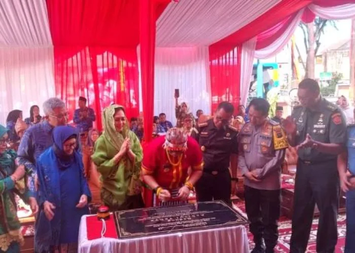 Kenang Sosok Visioner, Achirul Yahya Diabadikan Nama Kantor Dinas Pertanahan dan Perkim
