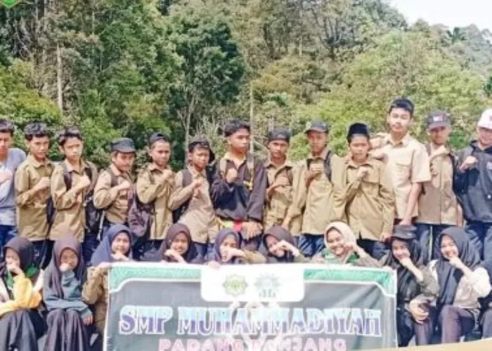 Anggota Pandu Qabilah HW Abizar Lubis SMP Muhammadiyah Dilantik