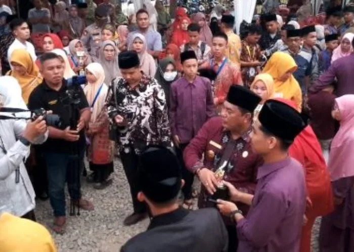 Pjs Bupati Era Sukma Munaf Resmi Tutup MTQ Nasional ke 41 Tingkat Kabupaten Pesisir Selatan