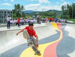 Timnas Skateboard Indonesia Jajal Obstacle Skatepark di Sport Center