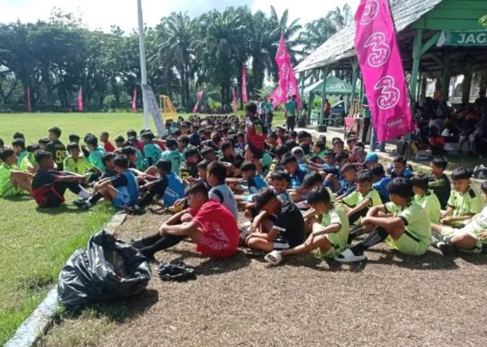 64 Tim SD/MI se-Kota Padang Berlaga di Turnamen KKG PJOK Padang Utara Cup II