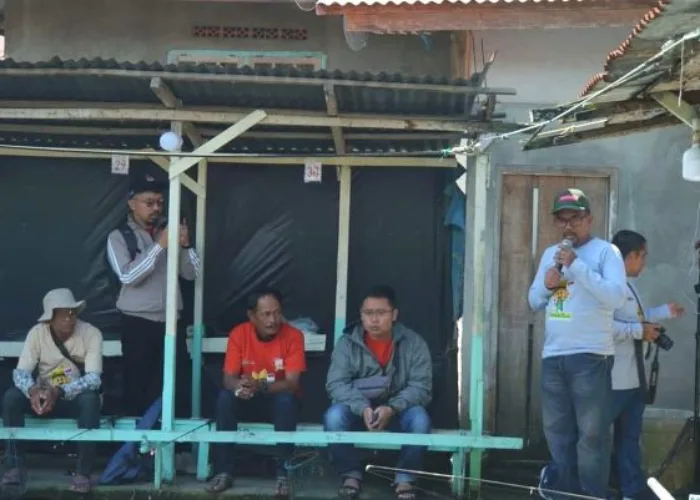 Komunitas Mancing Mania di Kolam Jambu Antusias Ikuti Sosialisasi Pilkada dari KPU