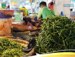 Harga Cabai Hijau dan Bawang Merah Turun