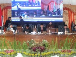 Paripurna Istimewa DPRD Peringatan HUT ke-21: Menuju Pasaman Barat Maju