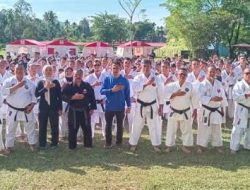 Evi Yandri Rajo Budiman Buka Gashuku dan Ujian Kyu Inkado Sumbar2025