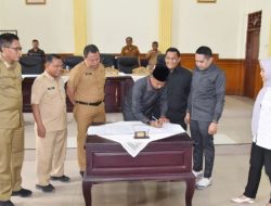 DPRD Kota Pariaman Sahkah Yota Balad – Mulyadi Sebagai Walikota dan Wakil Walikota Terpilih