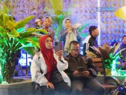 Mudahkan Transaksi Bisnis, Disperdakop UKM Gelar UMKM QRIS Night Supported