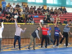 Buka Kejuaraan Bola Volly Tingkat Sumbar, Bupati Eka Putra Sampaikan Apresiasi