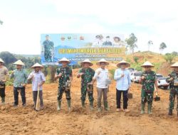 Danrem 032/Wirabraja, Dandim 0305 Pasaman dan Pemkab Pasbar Buka Lahan Padi Gogo