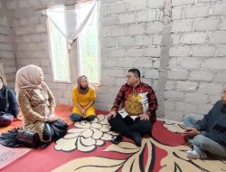Rico Alviano Kunjungi Keluarga Almh.Cinta, Ibu Liza: Terima Kasih Kunjungan pak Rico dan Ibu..”