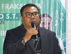 Rico Alviano Kundapil di Indarung, Beri Bantuan untuk Kegiatan Masyarakat