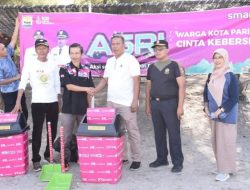 Pemko Pariaman dan Smartfren Bersinergi Jaga Kebersihan Pantai
