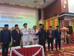 Pidato Pertama Bupati Hendrajoni dan Wabup Risnaldi, Marilah Kita Bersama Bangun Pessel Lebih Maju
