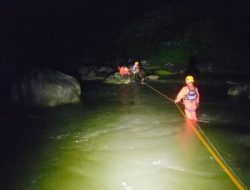 Tujuh Pelajar Terjebak Derasnya Aliran Sungai Bangek, Berhasil Dievakuasi Tim SAR Gabungan
