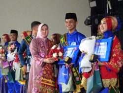 Naufal dan Kuntum Juara 1 Putra dan Putri Duta GenRe Padang Panjang