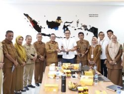 Antisipasi Ketersediaan BBM, Bupati Eka Putra Kunjungi Pertamina Patra Niaga Padang