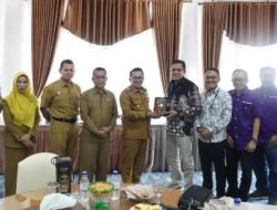 Bangun Kembali Dam Irigrasi, PT. Pegadaian Kanwil II Pekanbaru Serahkan Bantuan Rp86 Juta