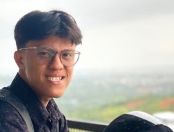 Diplomasi Sebatang Nada