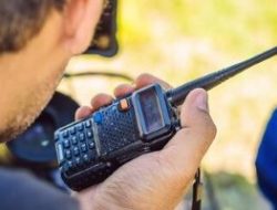 Optimalkan Layanan Listrik di Wilayah Terpencil, PLN Icon Plus Bersinergi dengan PLN UP2D Riau untuk Pengelolaan Layanan Radio di Siak