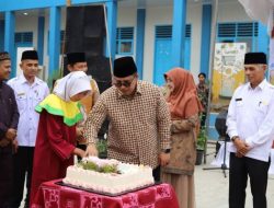 Dihadiri Wako Hendri Arnis, SMPN 6 Rayakan Milad ke-8 dan Khatam Tahfiz
