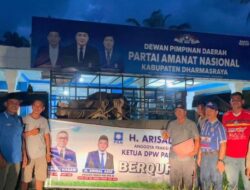 Anggota DPR RI H. Arisal Aziz Serahkan Sapi Qurban untuk PAN Dharmasraya