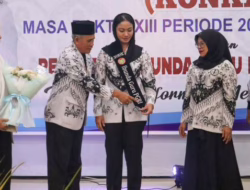 Bupati Annisa Kepala Daerah Pertama di Sumbar Dianugerahi Gelar “Bunda Guru”