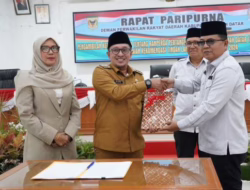 8 Fraksi DPRD Tanah Datar Setuju Ranperda Pertanggungjawaban APBD 2024 jadi Perda