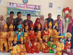 Bupati Yulianto Hadiri Pelepasan Santri RA Kasih Ibu Nagari Kajai