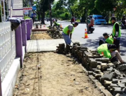 Trotoar Dipoles, Kota Padang Makin Ramah Pejalan Kaki